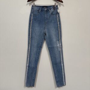 Akira Women's Size‎ 9 W28 Juniors Skinny Jeans Light Wash Sexy Pants NEW Bling